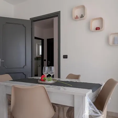Apartman Lore Sole *